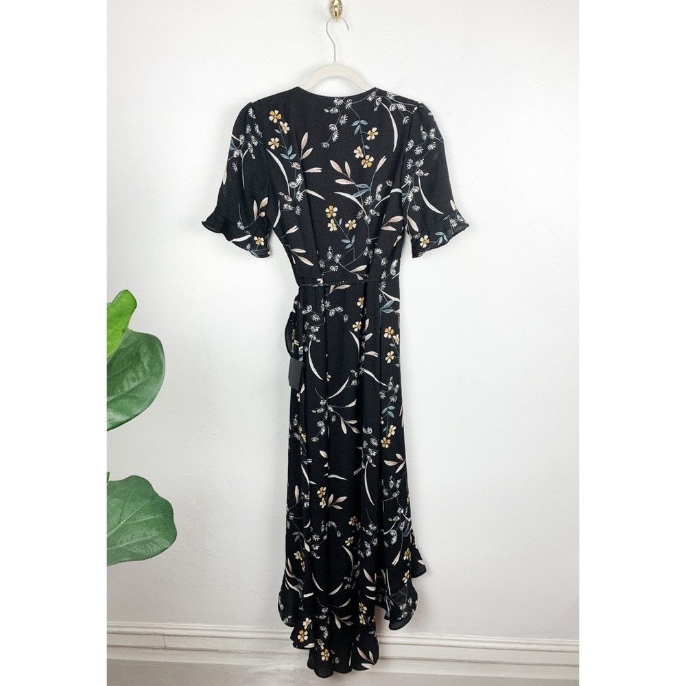 NWT Lulu’s Wild Winds Black Floral Print High Low Midi Wrap Dress Sz S - Picture 4 of 15